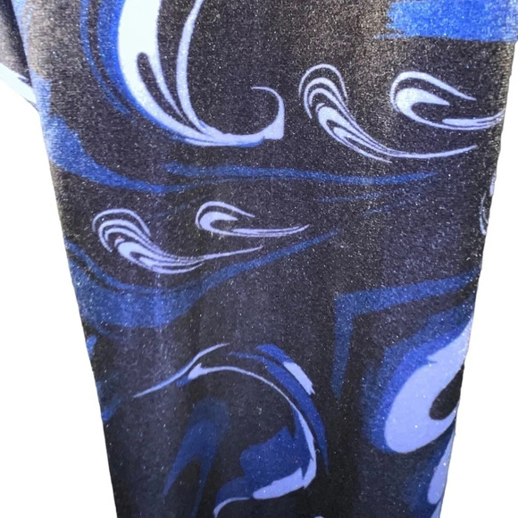 Athleta Elation Velvet Tight Leggings Women’s Size XXS Black Blue Swirl Print - Picture 5 of 7